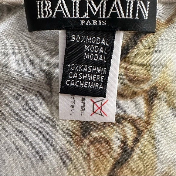 SOLD Balmain Modal & Cashmere Square Scarf/Shawl - Picture 9 of 9